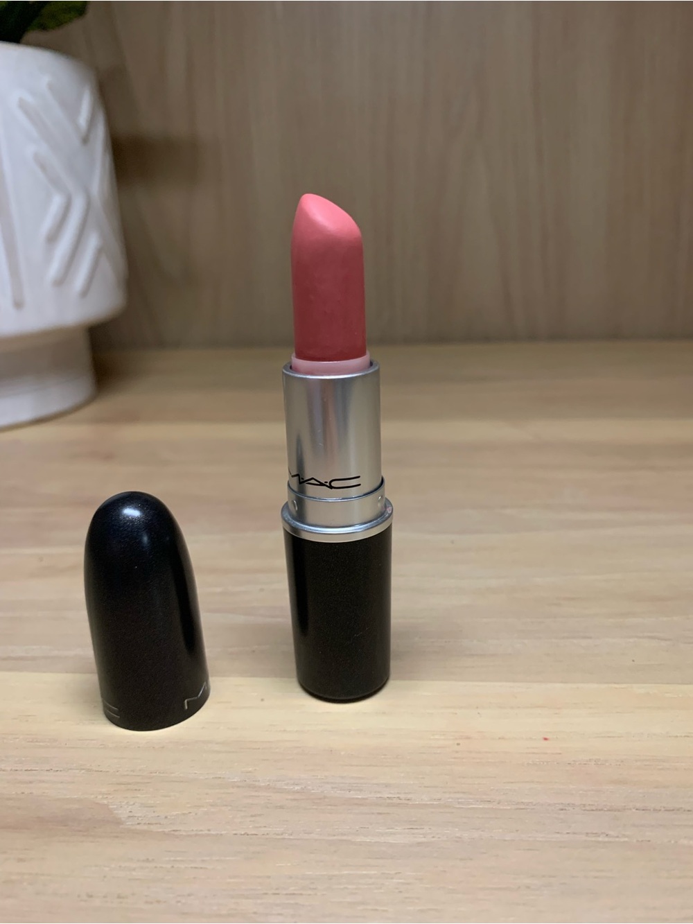 MAC Cosmetics Runway Hit Lipstick - Soft Rose Pink